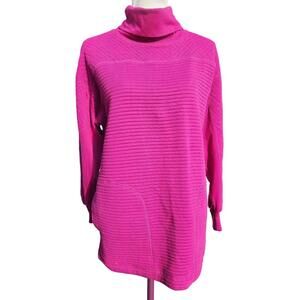 Regina Porter | Magenta Turtle Neck Pullover Quilted Sweatshirt | Size: S